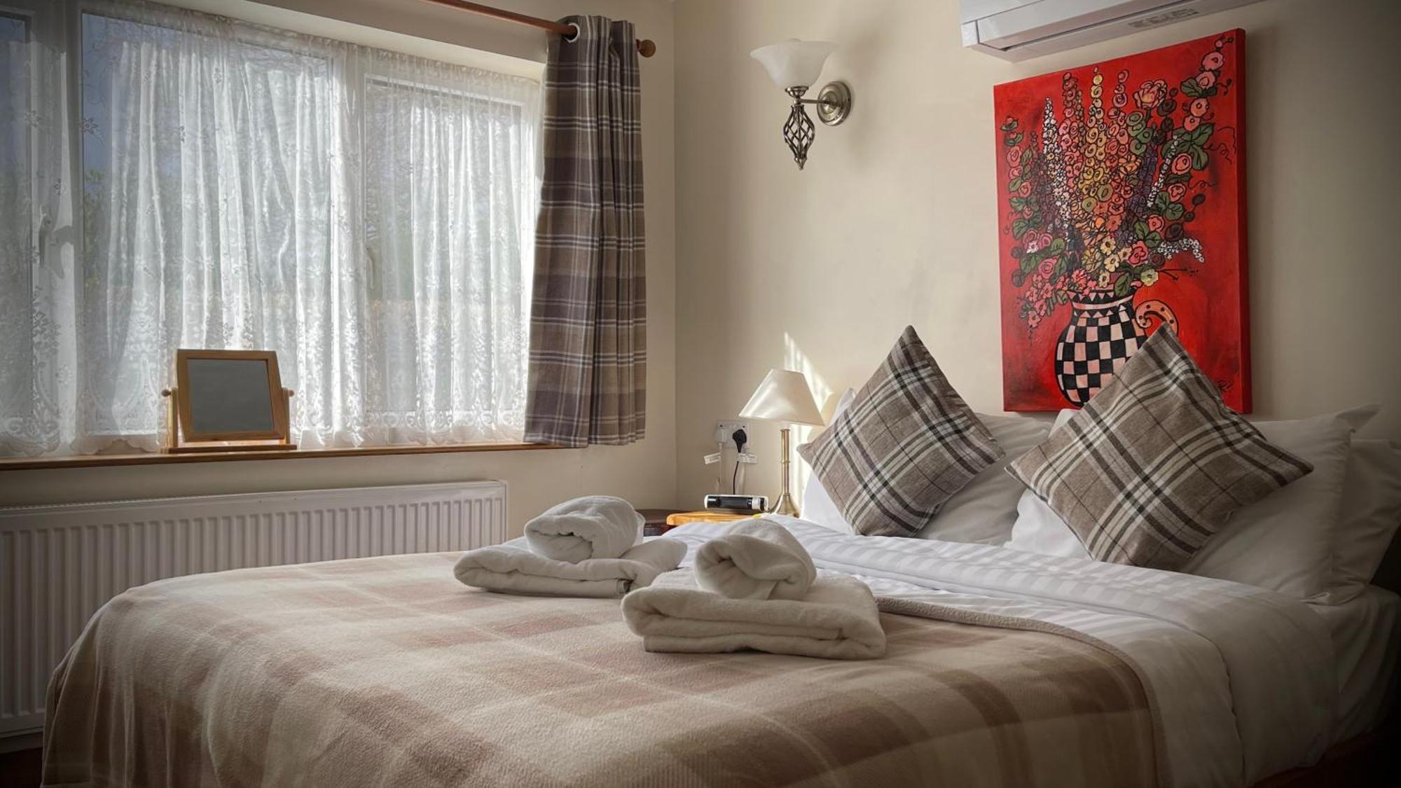 The White Horse Inn, Clun ภายนอก รูปภาพ